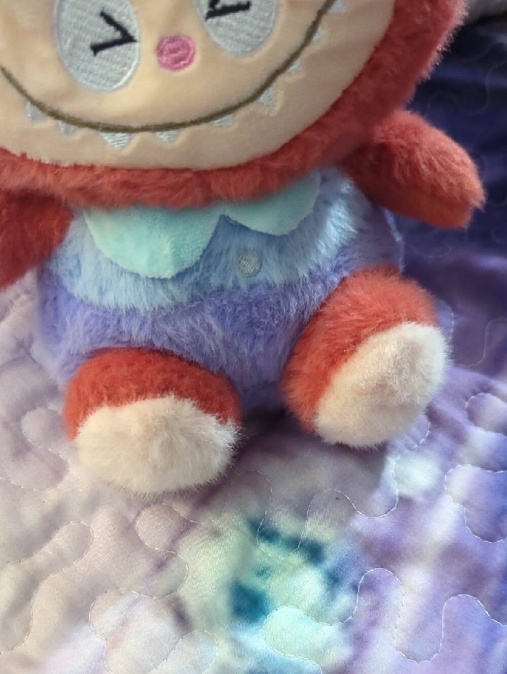 Red Plush Monster Toy - Cute Character Stuffed Doll - Picture 3 of 16